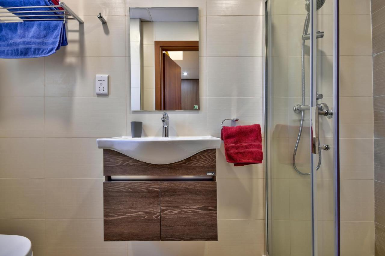 Central Suites St. Julian'S 外观 照片